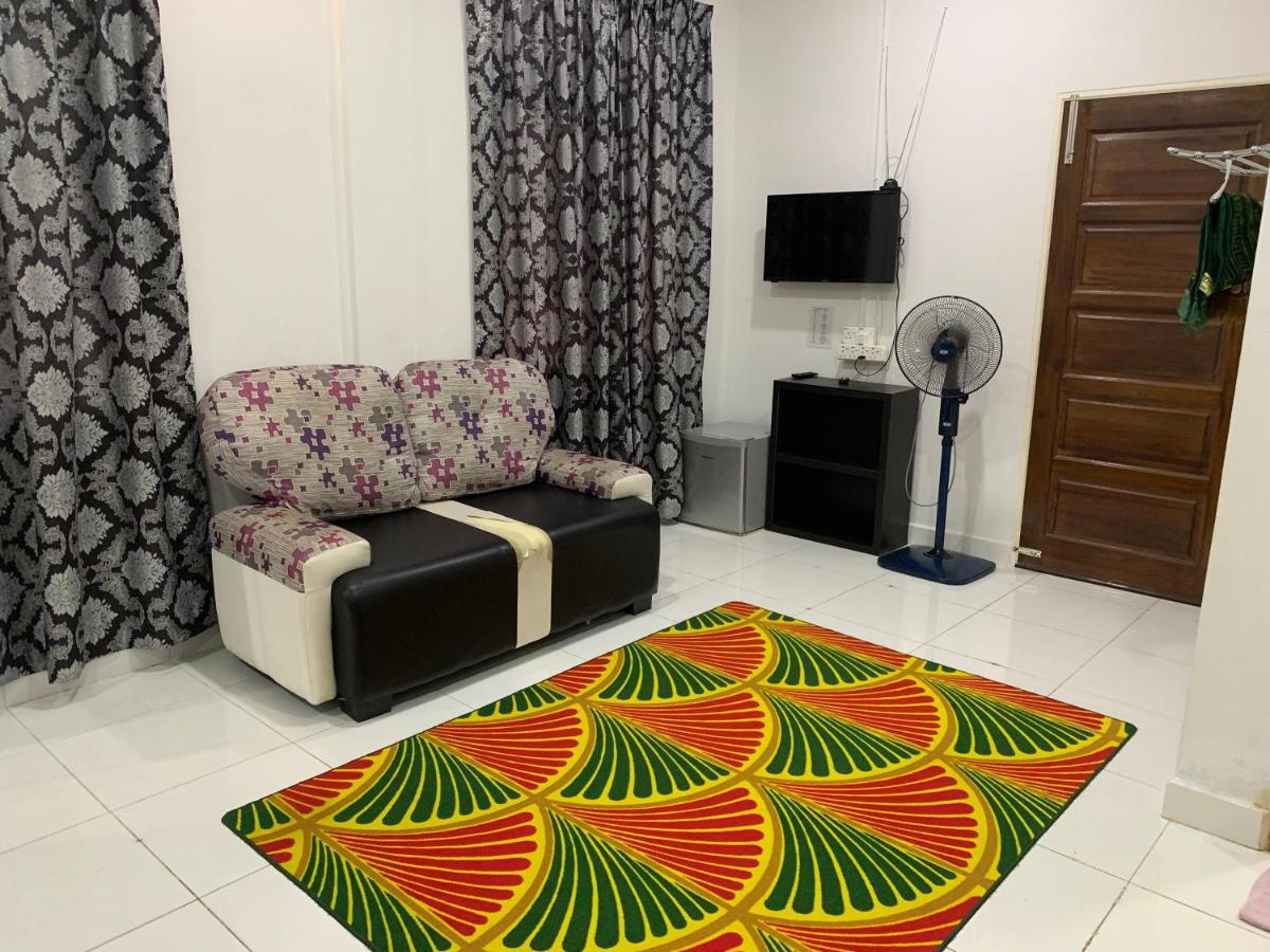 Wan Danisha Villa Inn Kota Bharu Ngoại thất bức ảnh