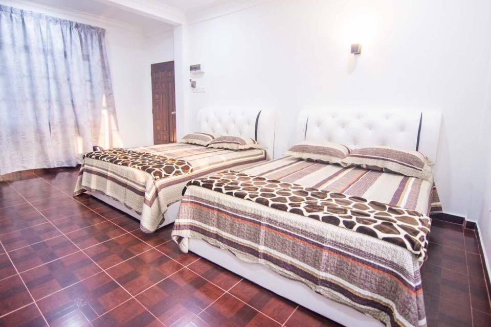 Wan Danisha Villa Inn Kota Bharu Ngoại thất bức ảnh